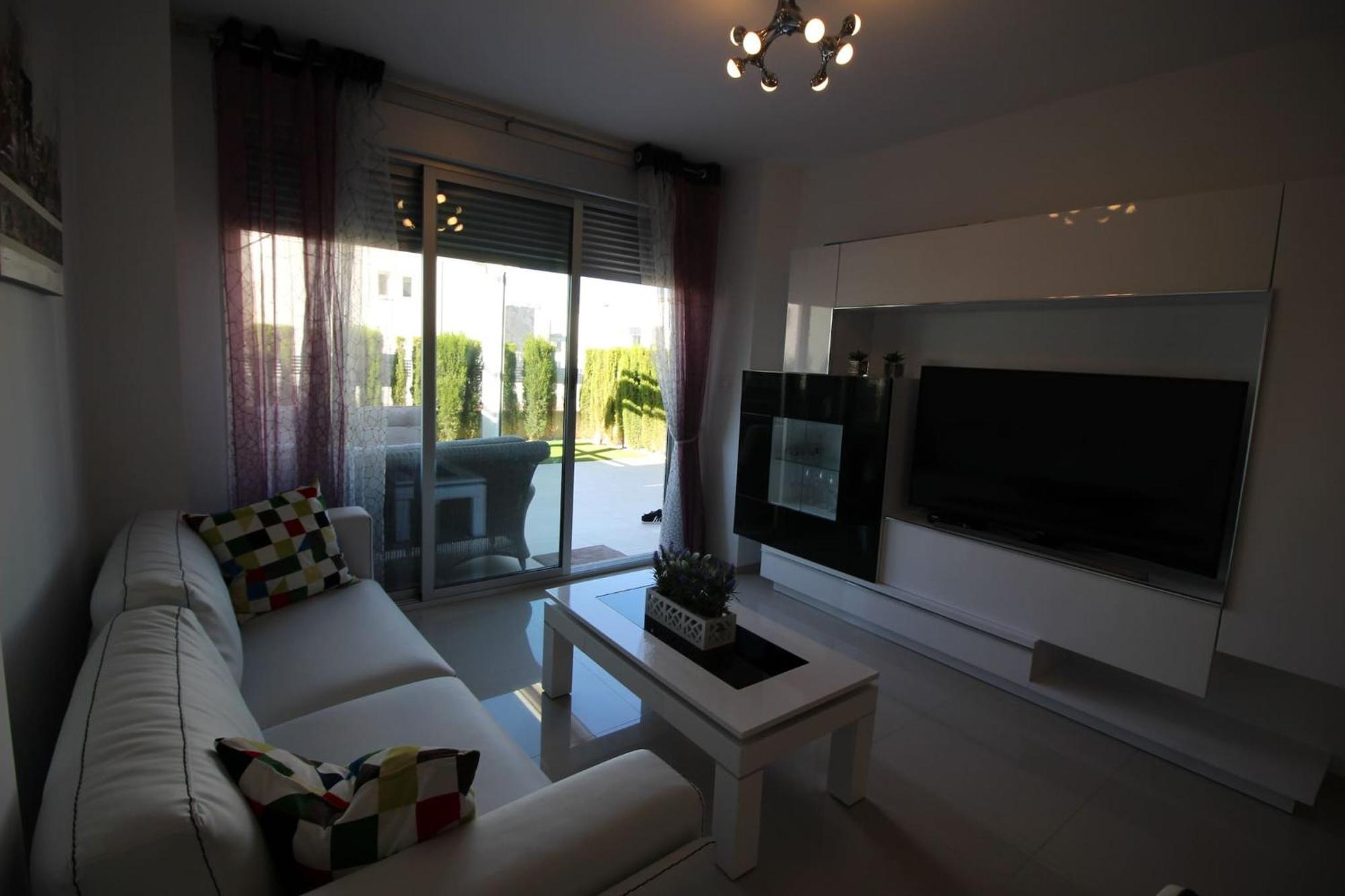Vivienda Aguas Nuevas Familiar & Deportivo Apartment Torrevieja Exterior photo